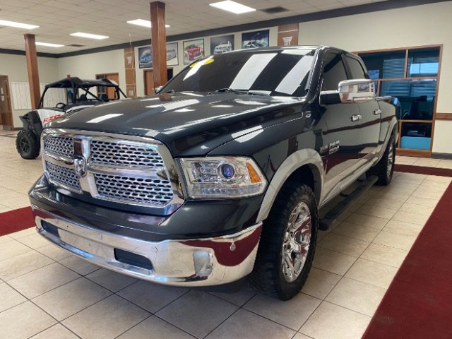 Used 2014 RAM 1500 Laramie w/ Convenience Group RWD image 1
