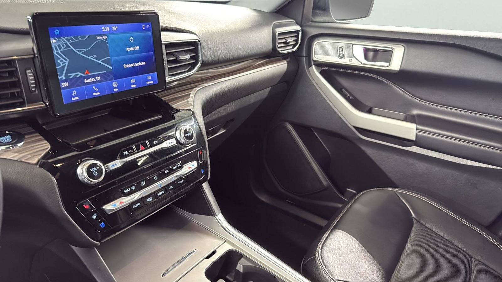 Certified 2022 Ford Explorer Limited image 20