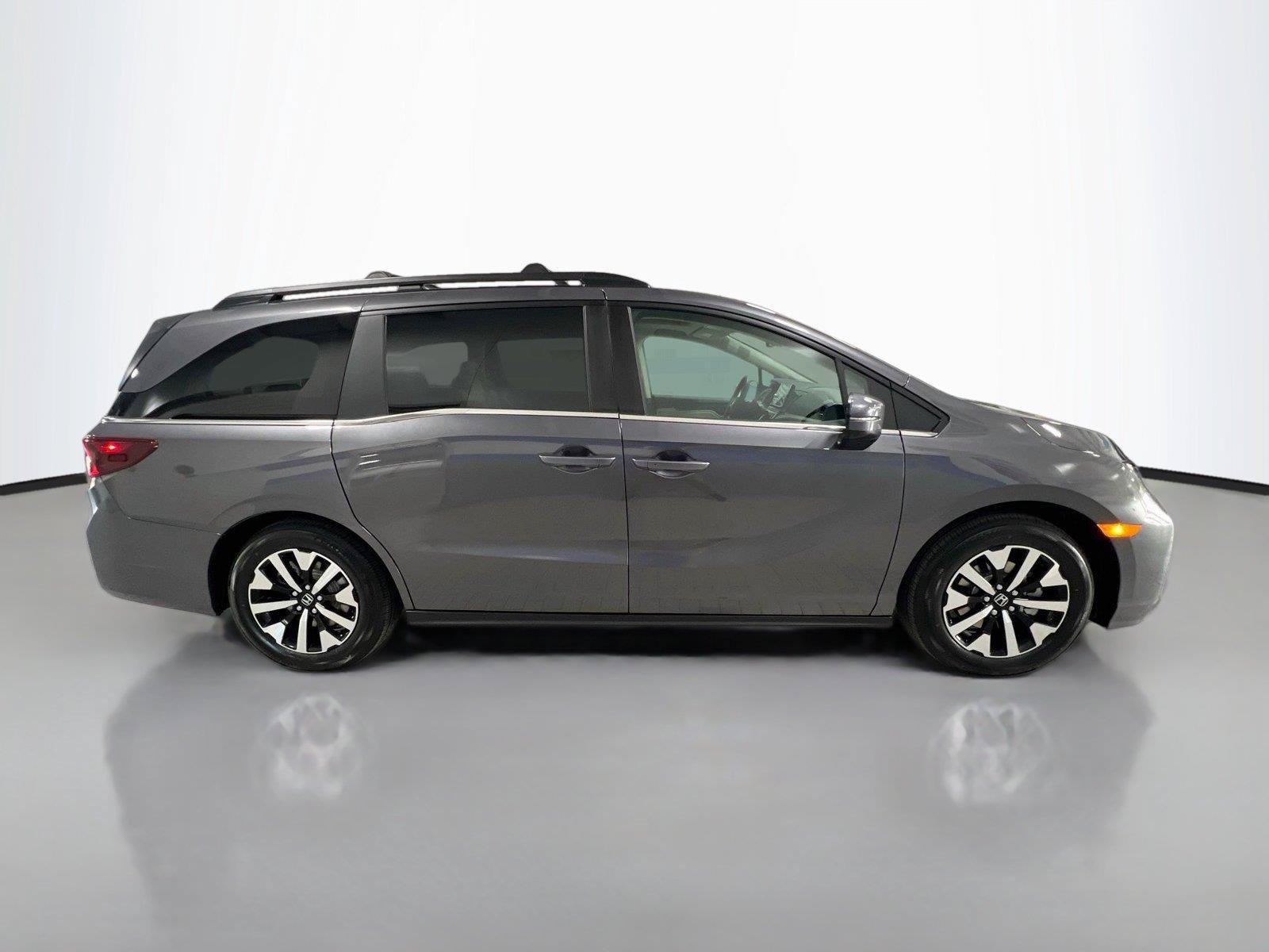 New 2027 Honda Odyssey EX-L image 18