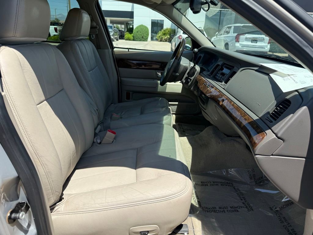 Used 2010 Mercury Grand Marquis LS RWD image 13