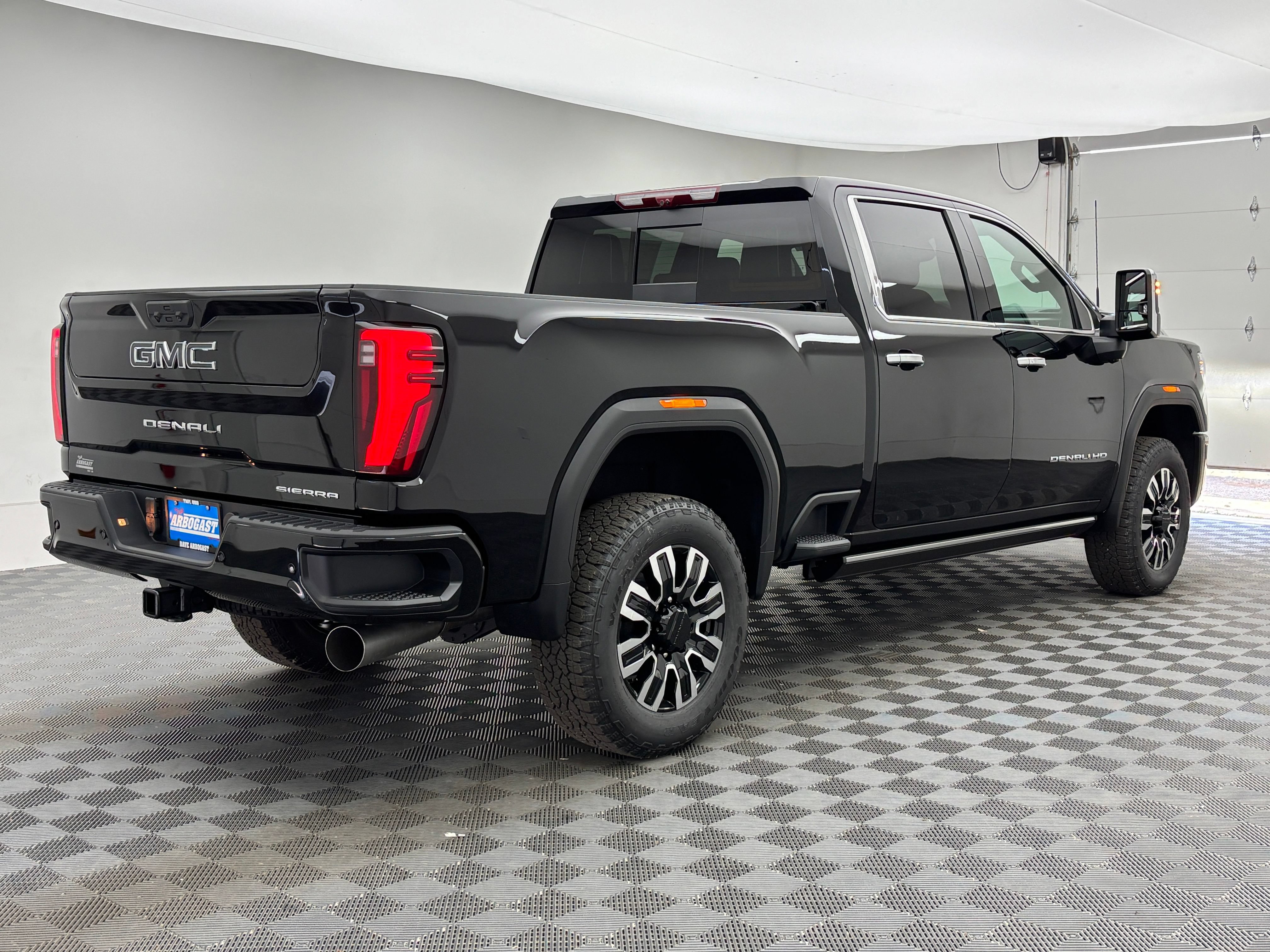 New 2026 GMC Sierra 2500 Denali Ultimate AWD/4WD image 10