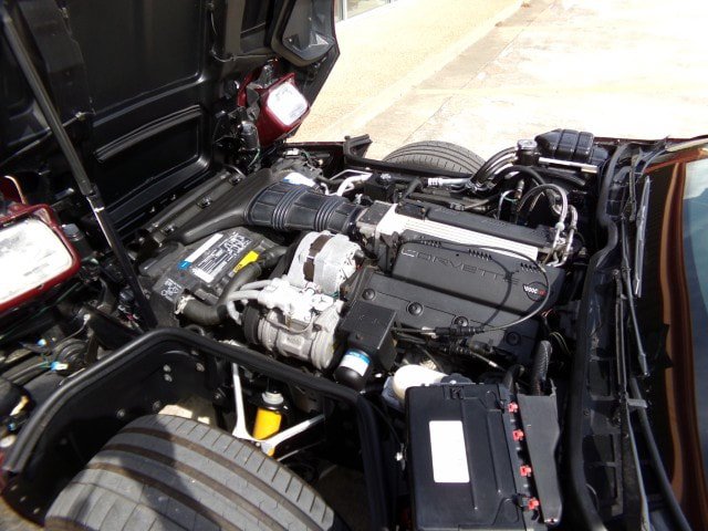 Used 1993 Chevrolet Corvette Convertible RWD image 12
