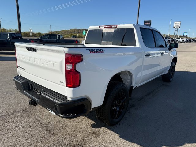Used 2024 Chevrolet Silverado 1500 LT Trail Boss w/ Convenience Package II image 6