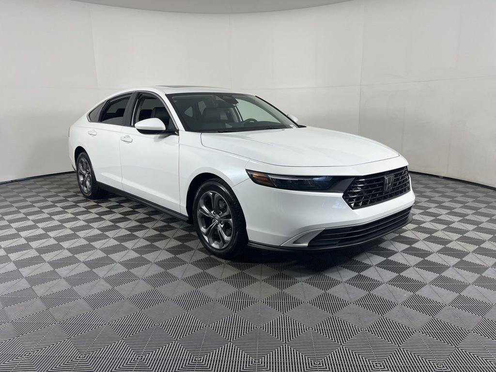 Certified 2024 Honda Accord EX image 13