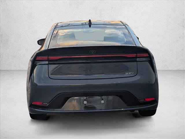 Used 2025 Toyota Prius XLE FWD image 6