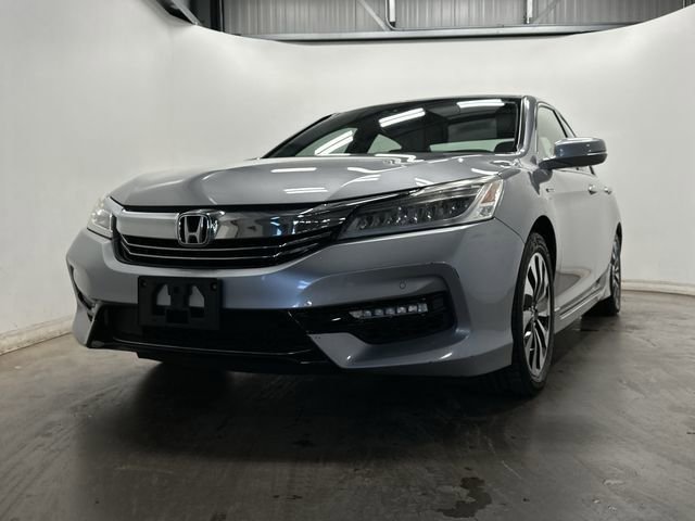 Used 2017 Honda Accord Touring image 30