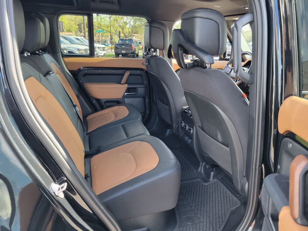 Used 2023 Land Rover Defender 110 X AWD/4WD image 14