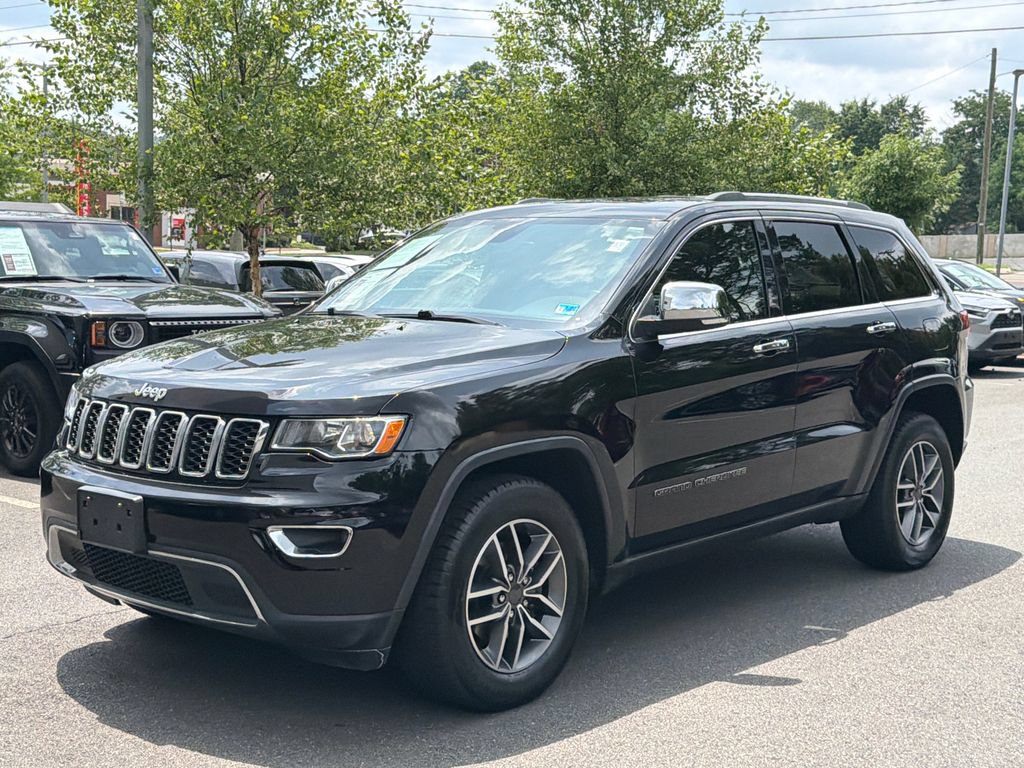 Used 2020 Jeep Grand Cherokee Limited AWD/4WD image 2