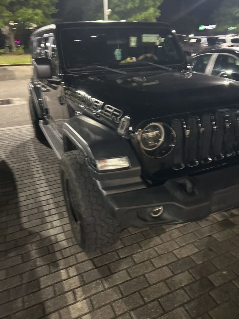 Used 2018 Jeep Wrangler Unlimited Sport S AWD/4WD image 5
