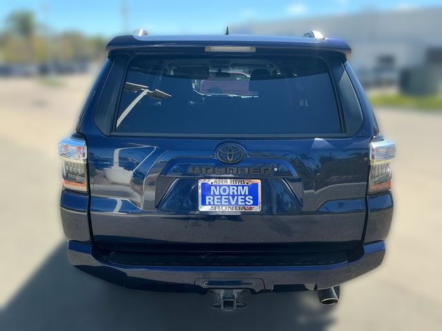 Used 2016 Toyota 4Runner SR5 RWD image 3