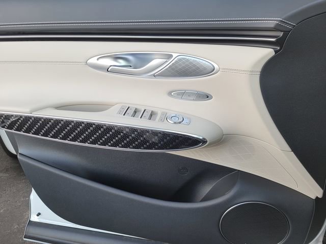 Used 2025 Genesis GV70 3.5T Sport w/ Sport Prestige Package image 13