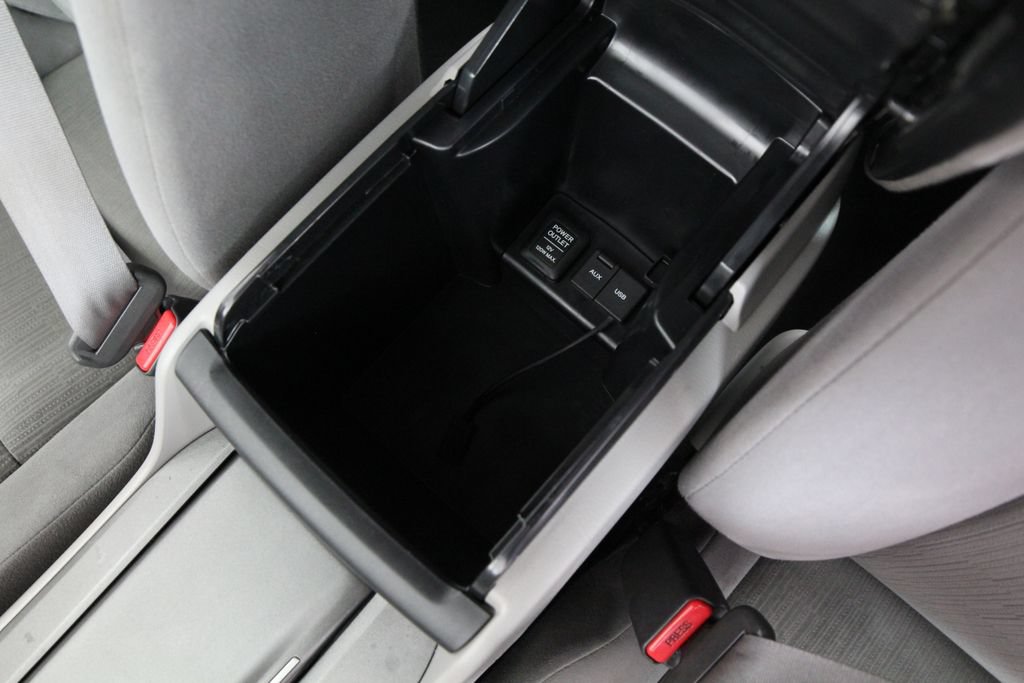Used 2012 Honda Accord LX image 31