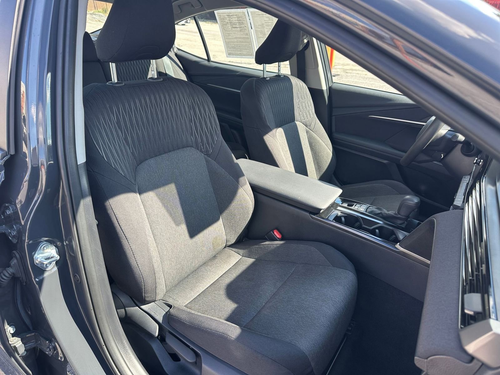 Used 2025 Toyota Camry LE image 35