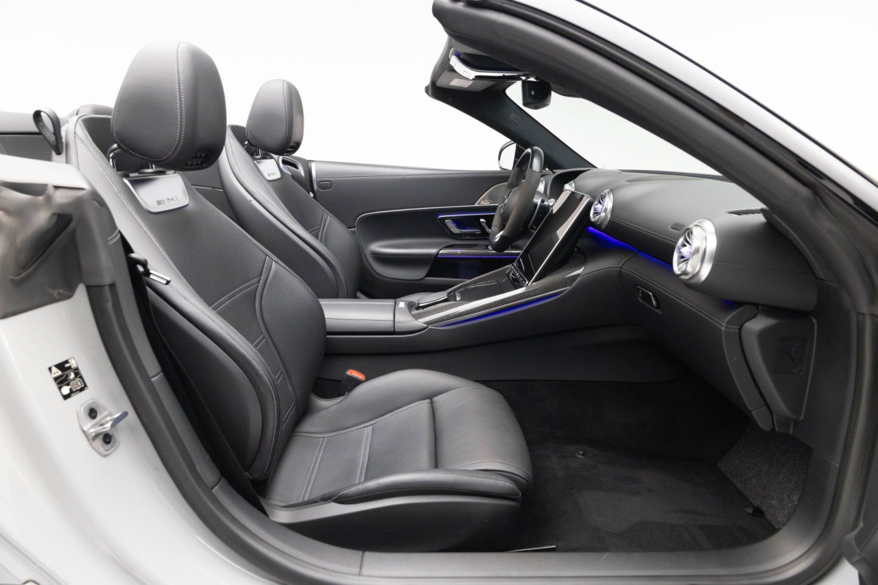 Used 2022 Mercedes-Benz SL 63 AMG 4MATIC image 34