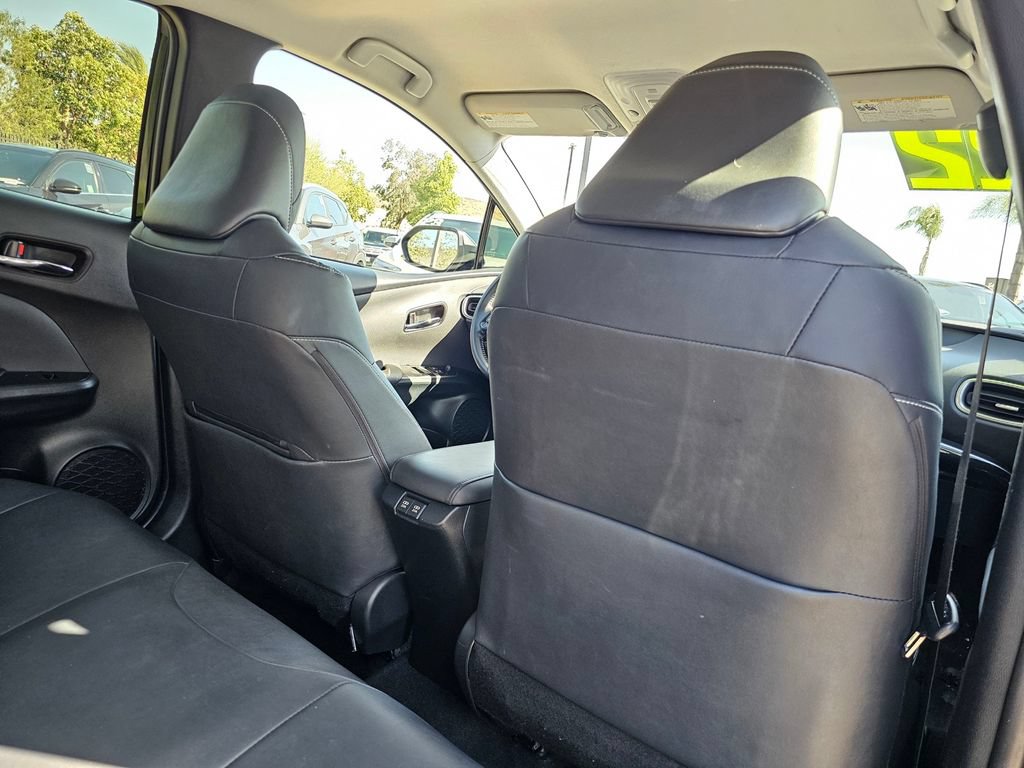 Used 2022 Toyota Prius Prime XLE FWD image 16