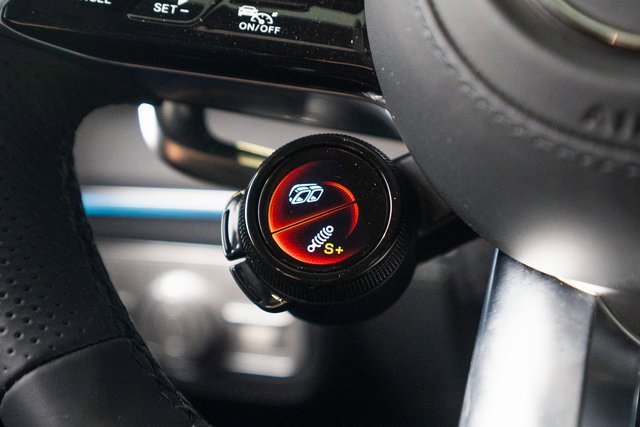 New 2026 Mercedes-Benz GLE 53 AMG 4MATIC image 32