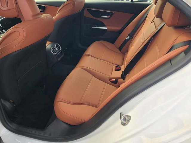 Used 2023 Mercedes-Benz C 300 4MATIC Sedan image 14