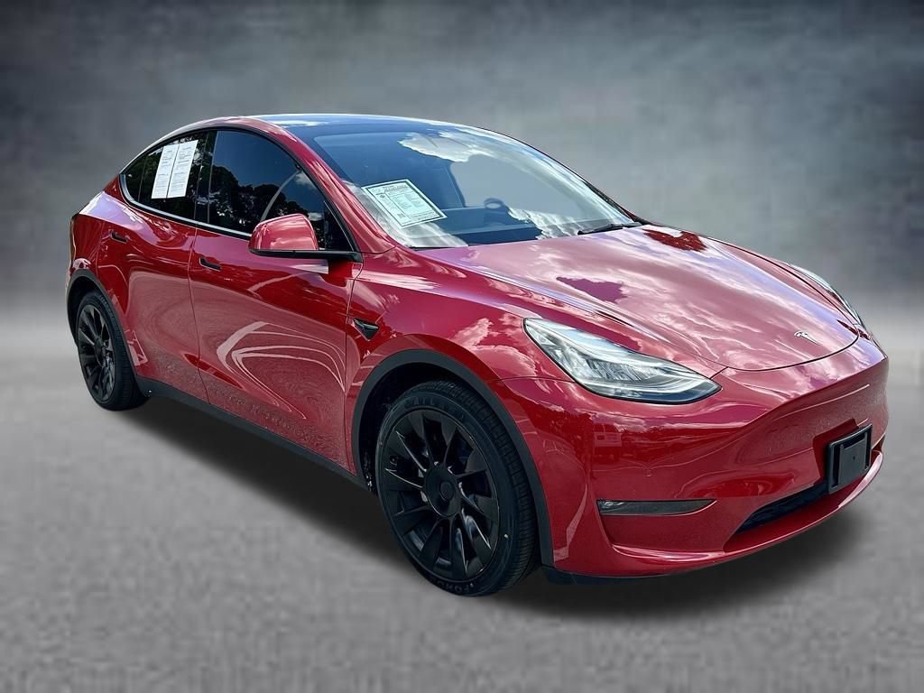 Used 2022 Tesla Model Y Long Range AWD/4WD image 3