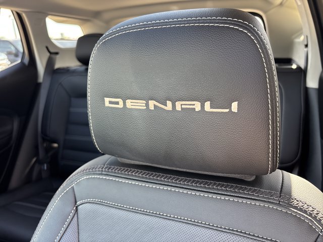 Used 2022 GMC Terrain Denali w/ Denali Premium Package AWD/4WD image 21