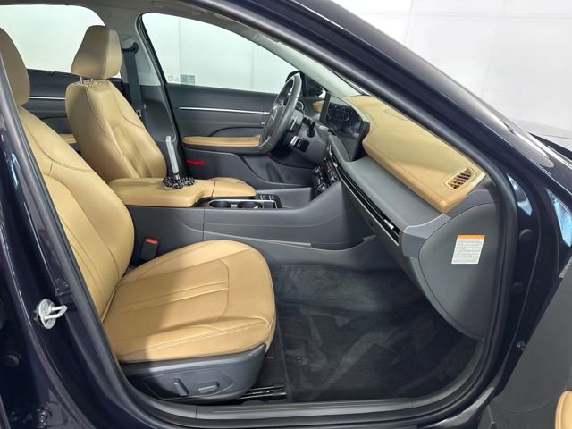 Used 2025 Hyundai Sonata Limited image 28