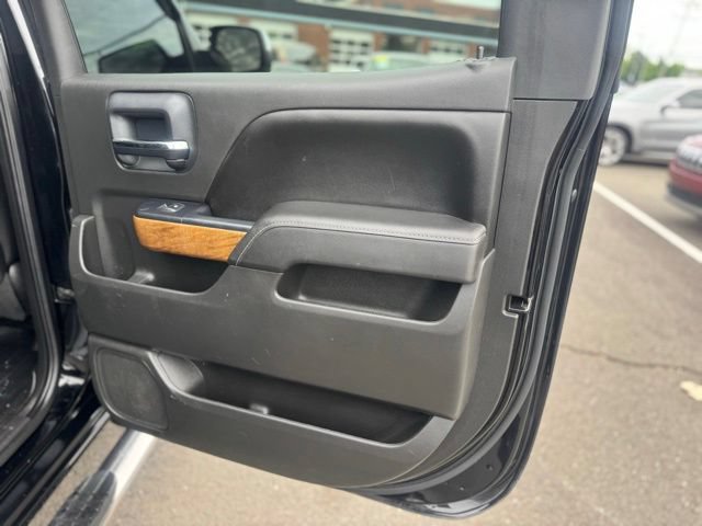 Used 2015 Chevrolet Silverado 1500 LTZ AWD/4WD image 24