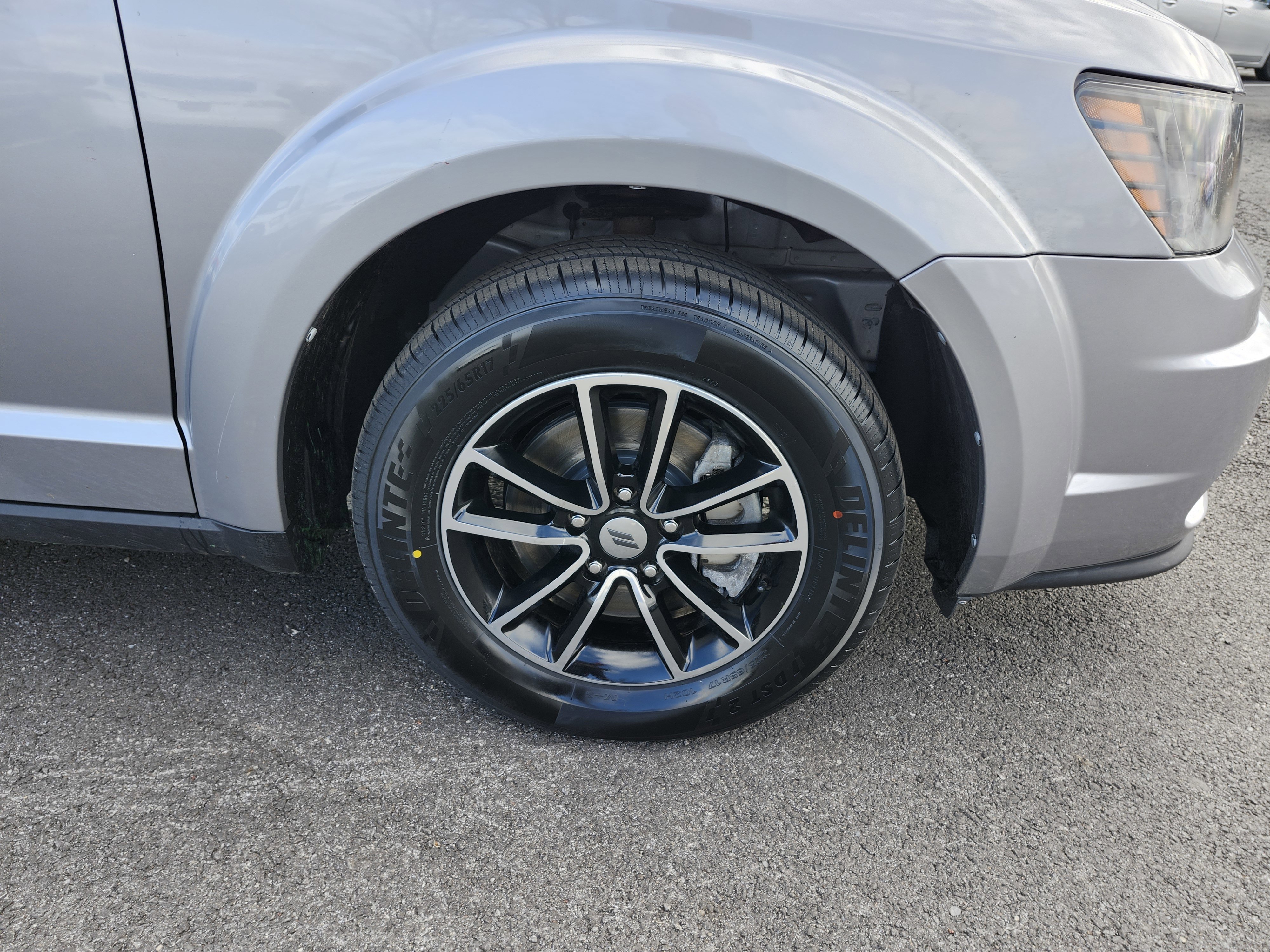 Used 2018 Dodge Journey SE w/ Popular Equipment Group image 10