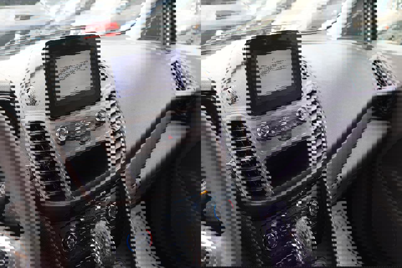 Used 2019 Ford Transit Connect XL image 32