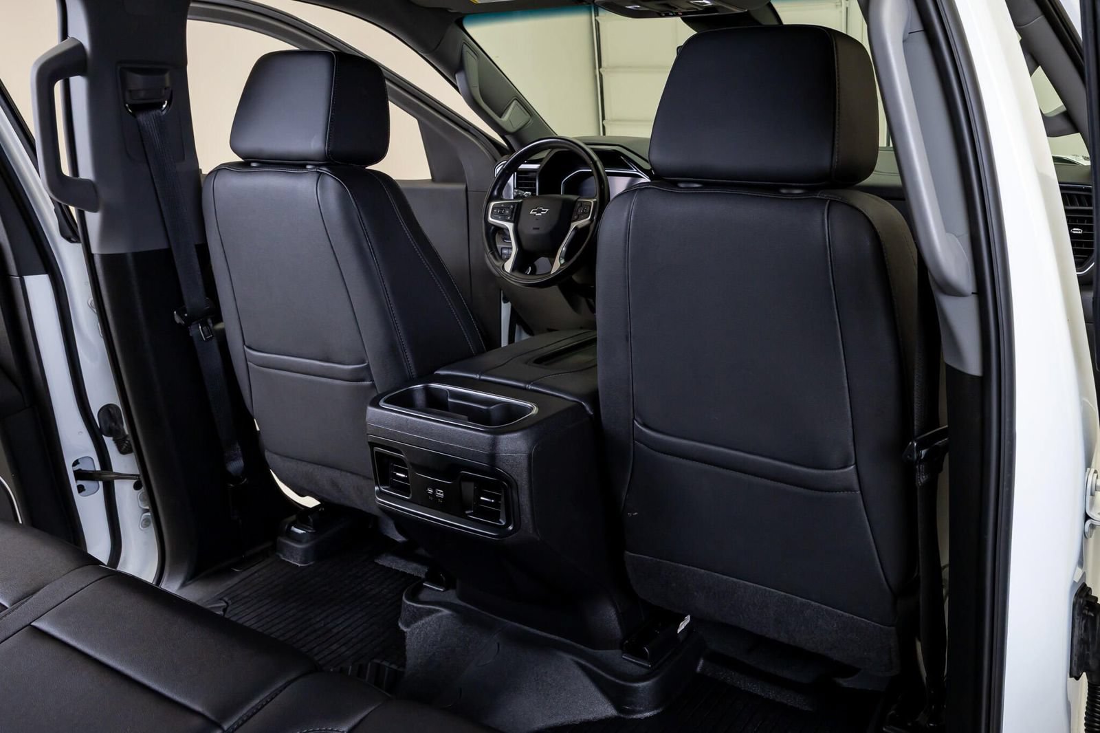 Used 2022 Chevrolet Silverado 1500 LT Trail Boss w/ LT Trail Boss Premium Package AWD/4WD image 32