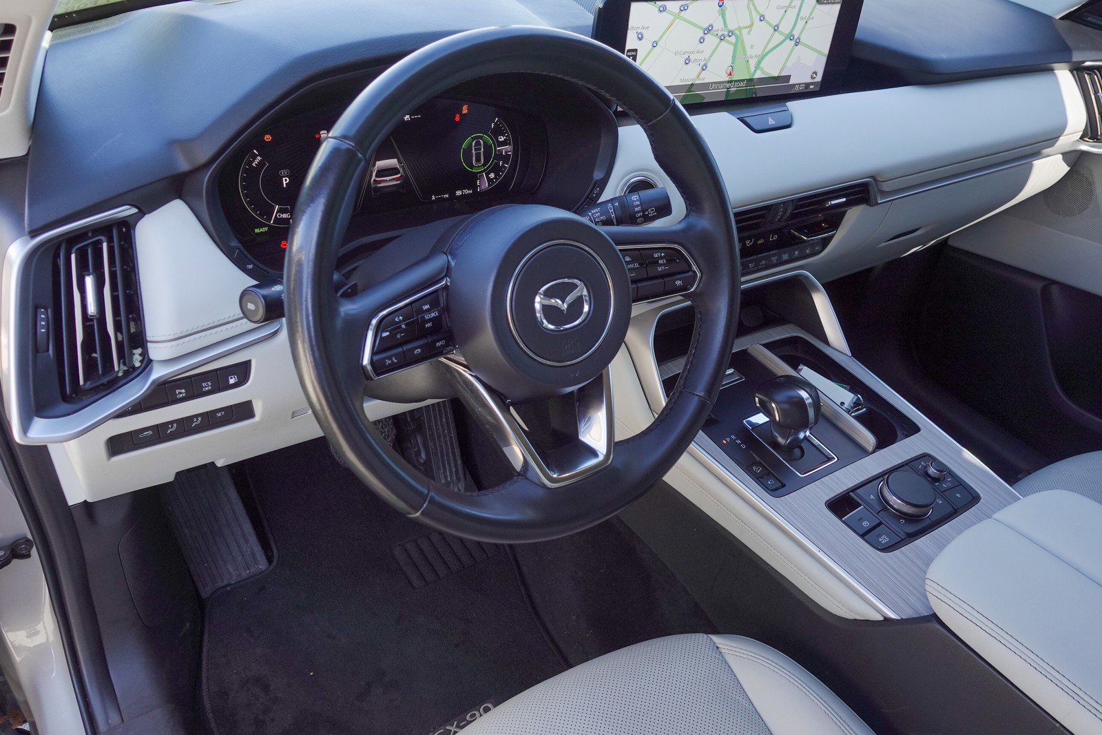 Certified 2024 MAZDA CX-90 Plug-In Hybrid w/ Premium Plus image 9