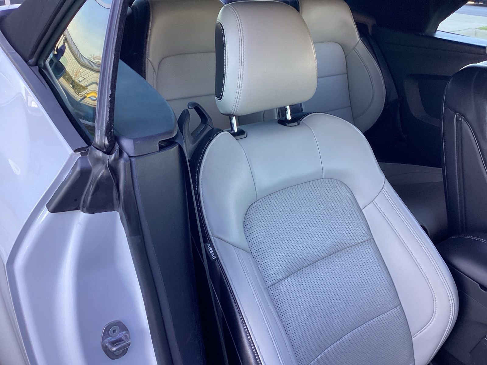 Used 2024 Ford Mustang GT Premium image 17