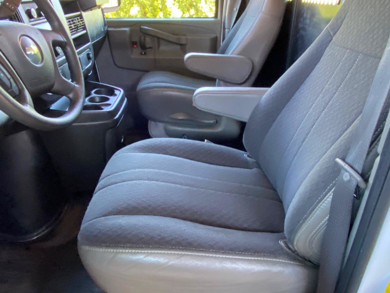 Used 2025 Chevrolet Express 2500 w/ Driver Convenience Package RWD image 27