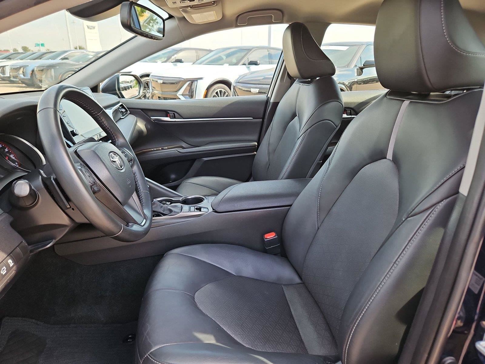 Used 2022 Toyota Camry XSE FWD image 25