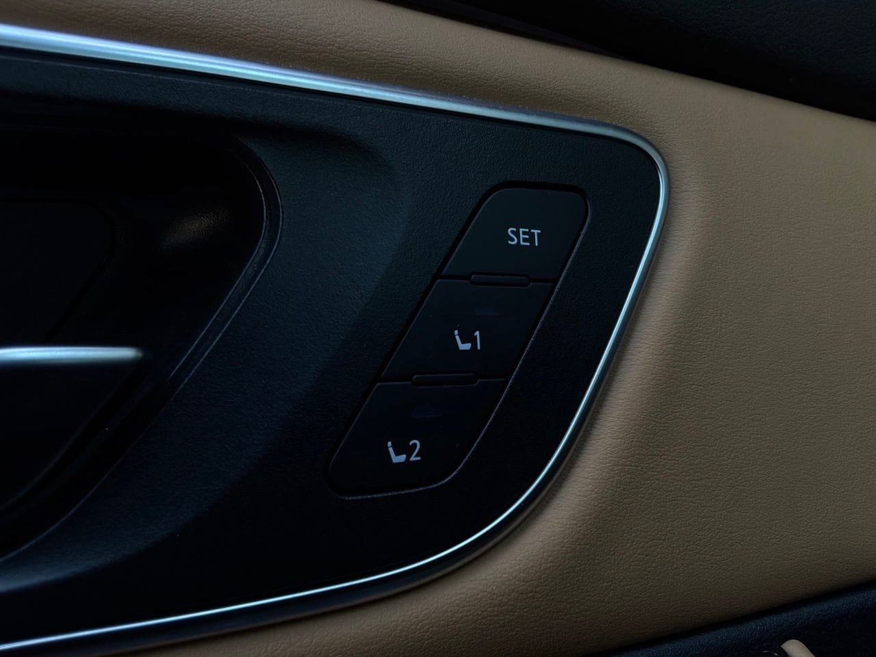 Used 2023 Nissan Rogue Platinum w/ Platinum Premium Package FWD image 26