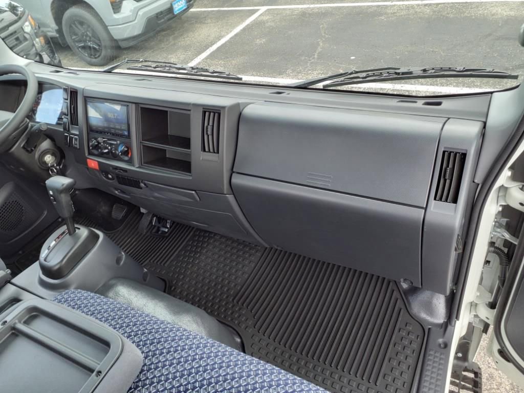 New 2025 Chevrolet Low Cab Forward 5500XG RWD image 8