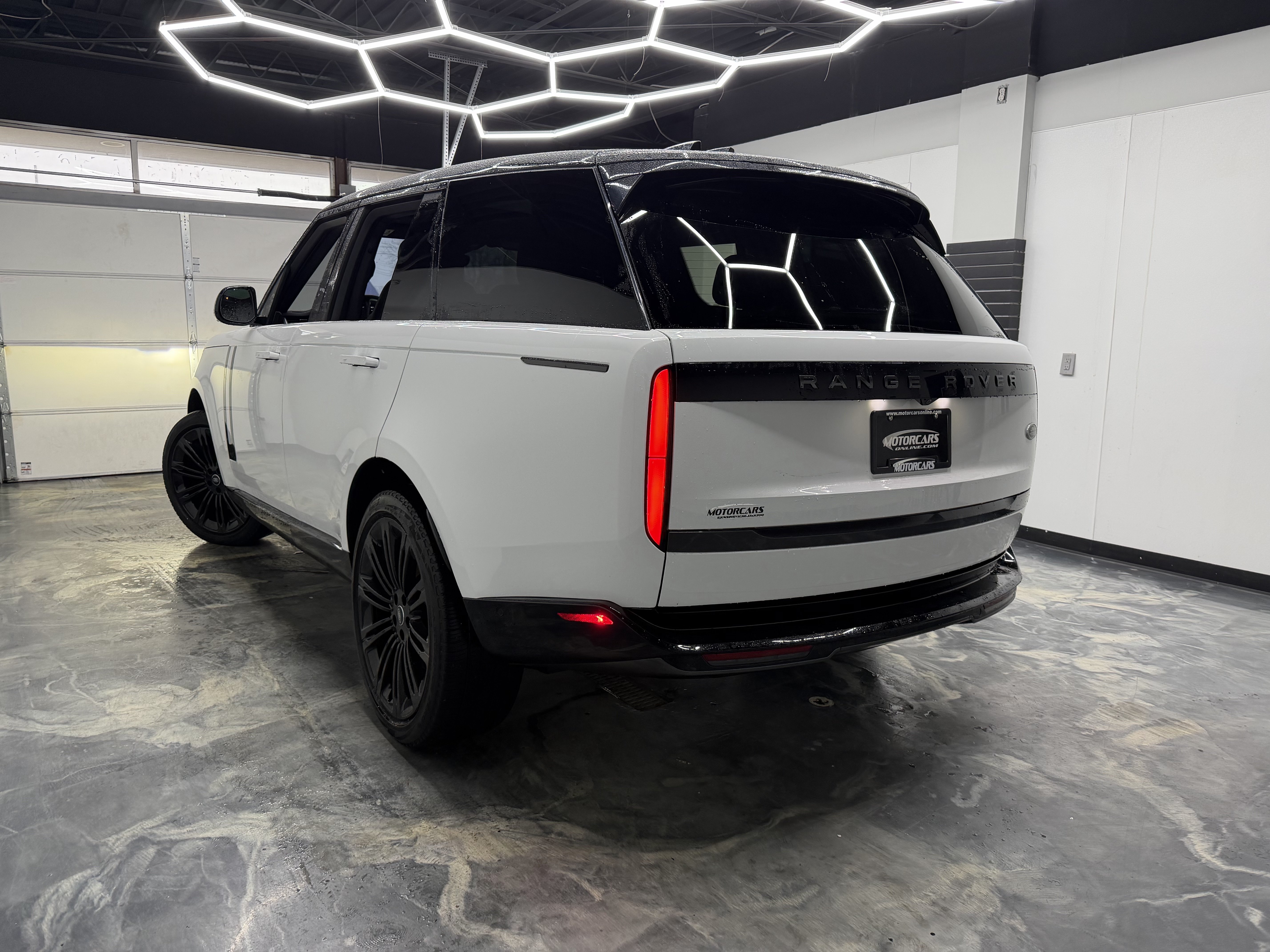 Used 2023 Land Rover Range Rover SE AWD/4WD image 7