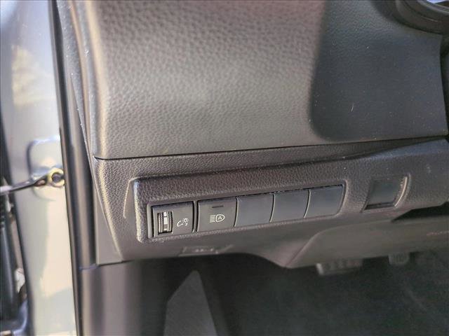 Used 2021 Toyota Corolla LE FWD image 13