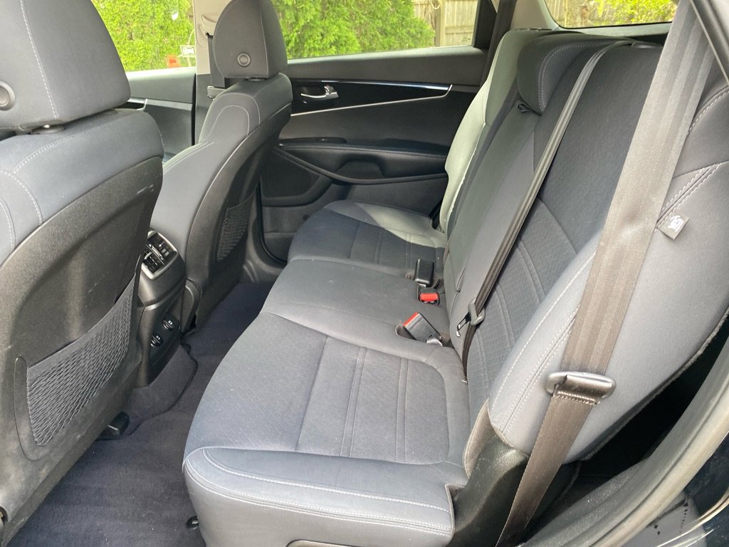 Used 2019 Kia Sorento L image 19