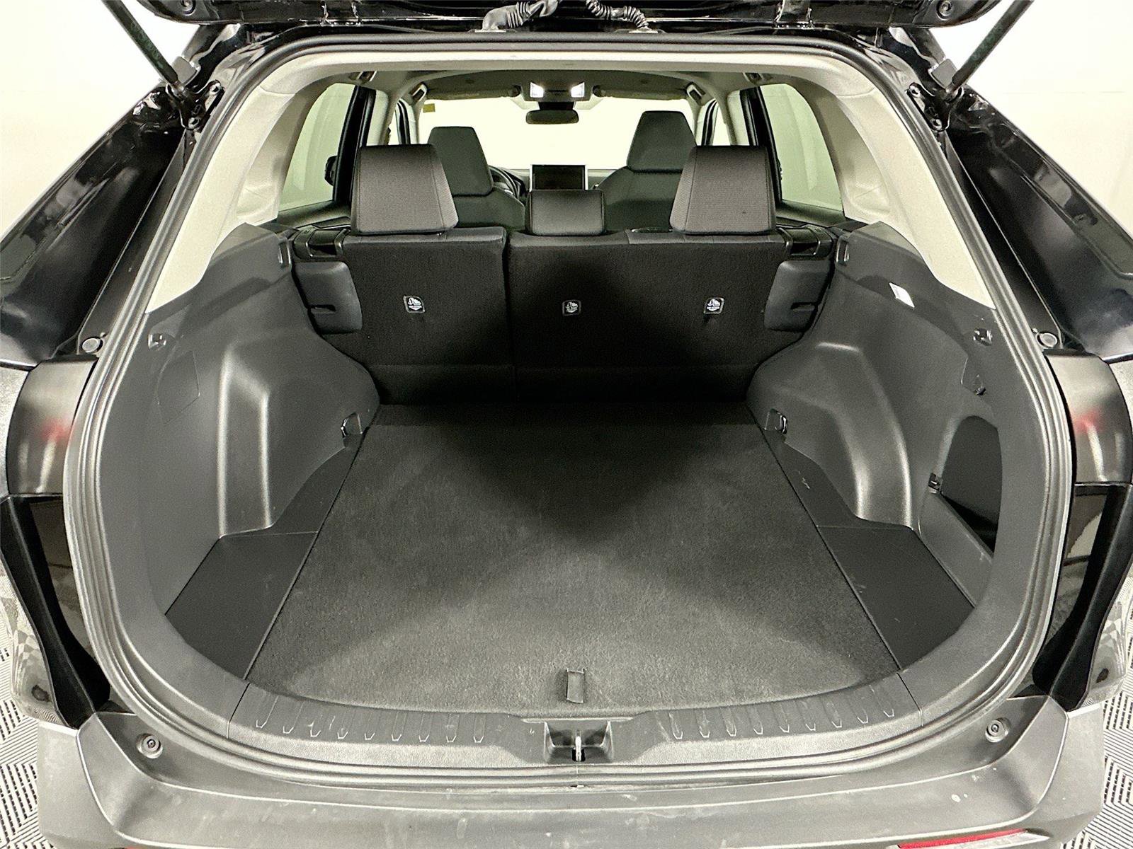 Certified 2025 Toyota RAV4 XLE AWD/4WD image 24