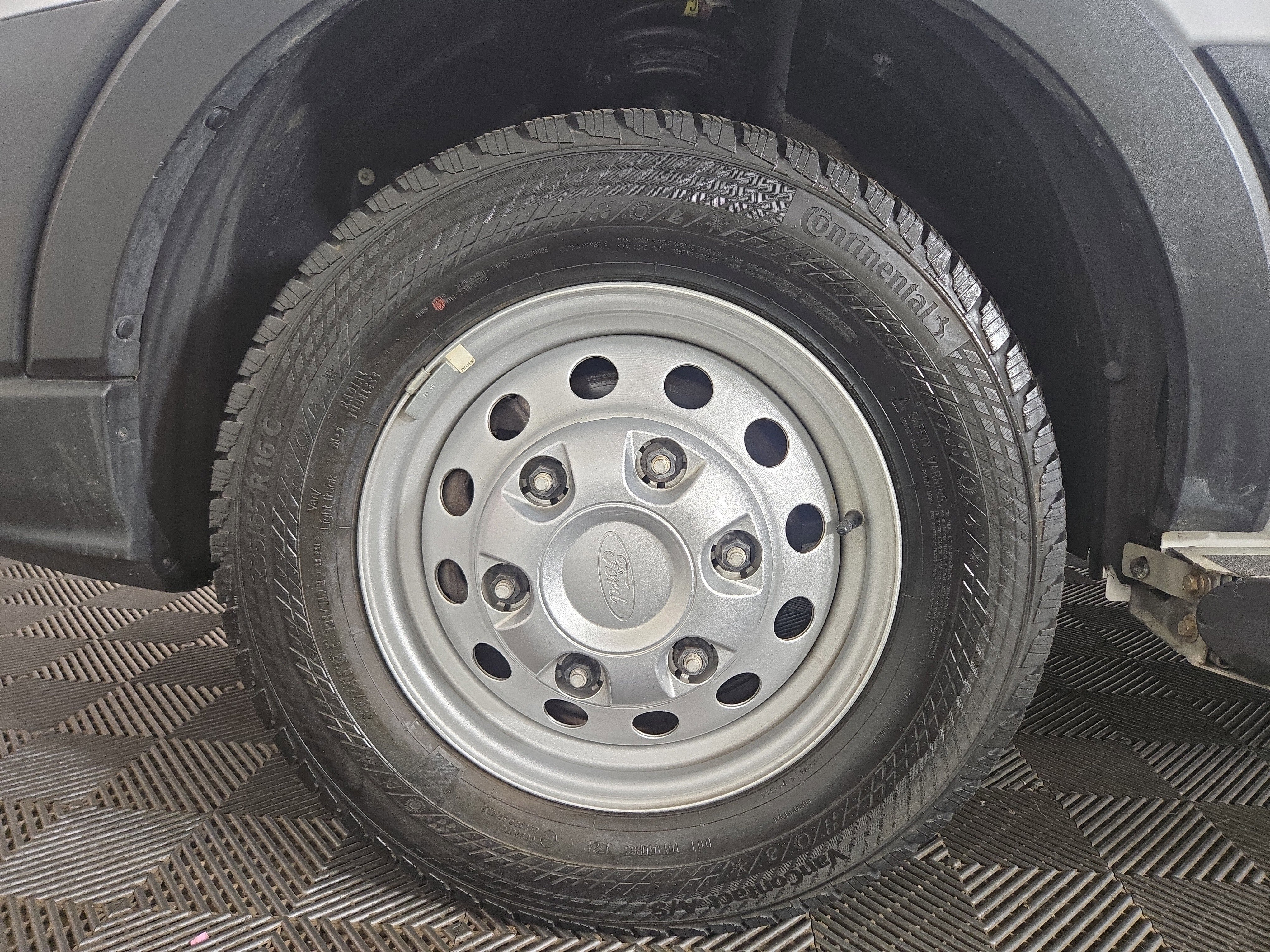 Used 2024 Ford Transit 250 Low Roof AWD w/ Exterior Upgrade Package image 30