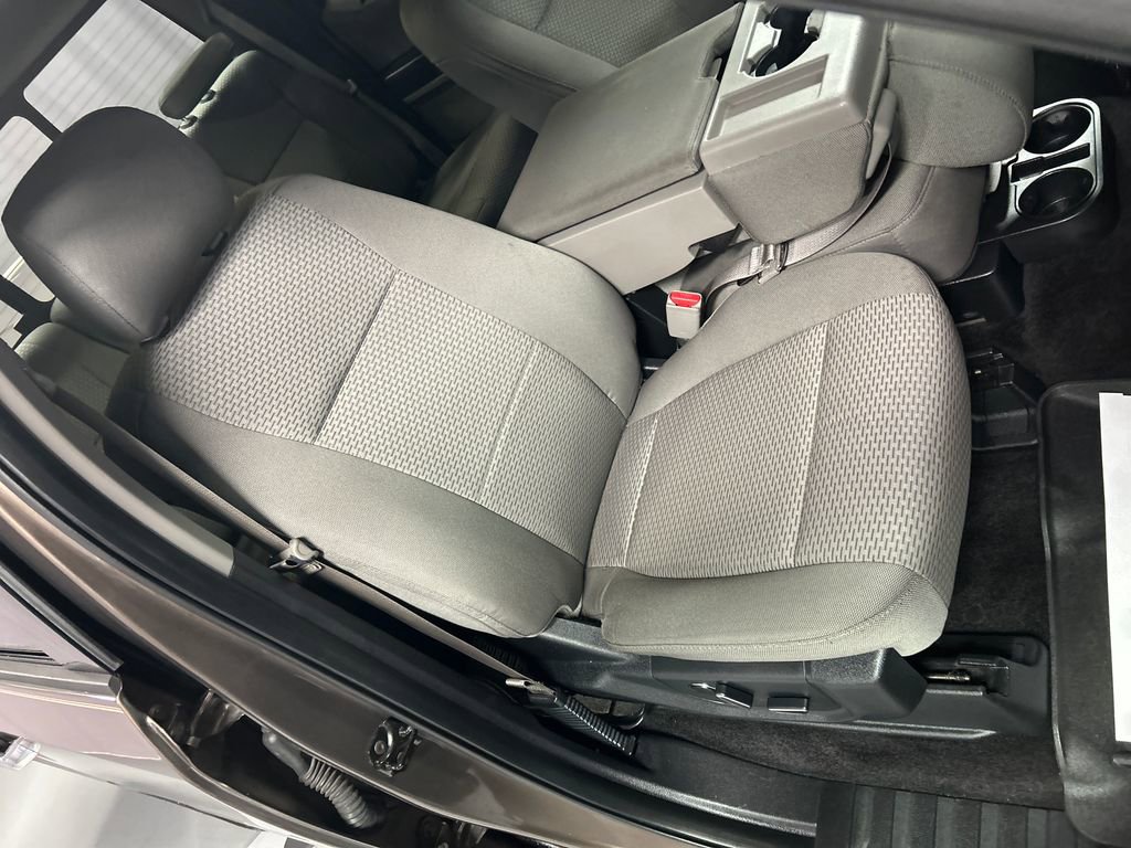 Used 2015 Ford F150 XLT w/ Equipment Group 302A Luxury AWD/4WD image 24