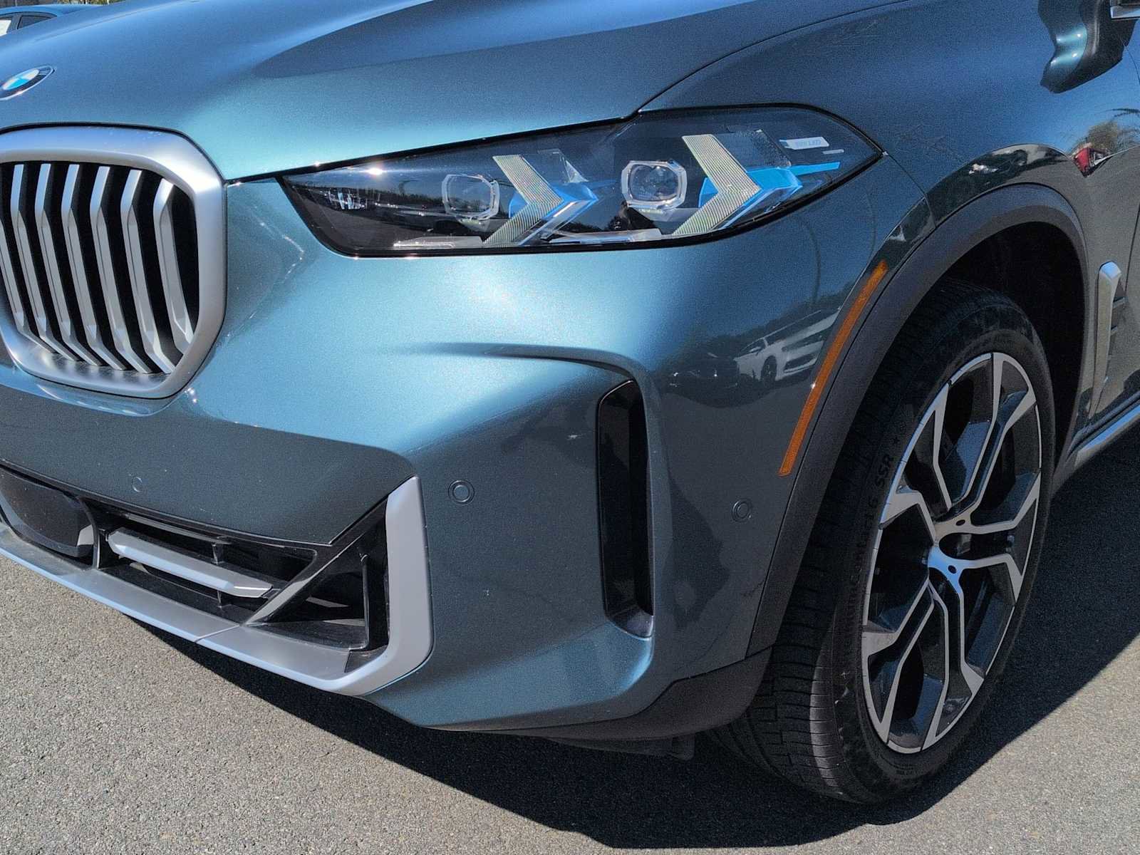 Used 2025 BMW X5 xDrive40i w/ Premium Package image 11