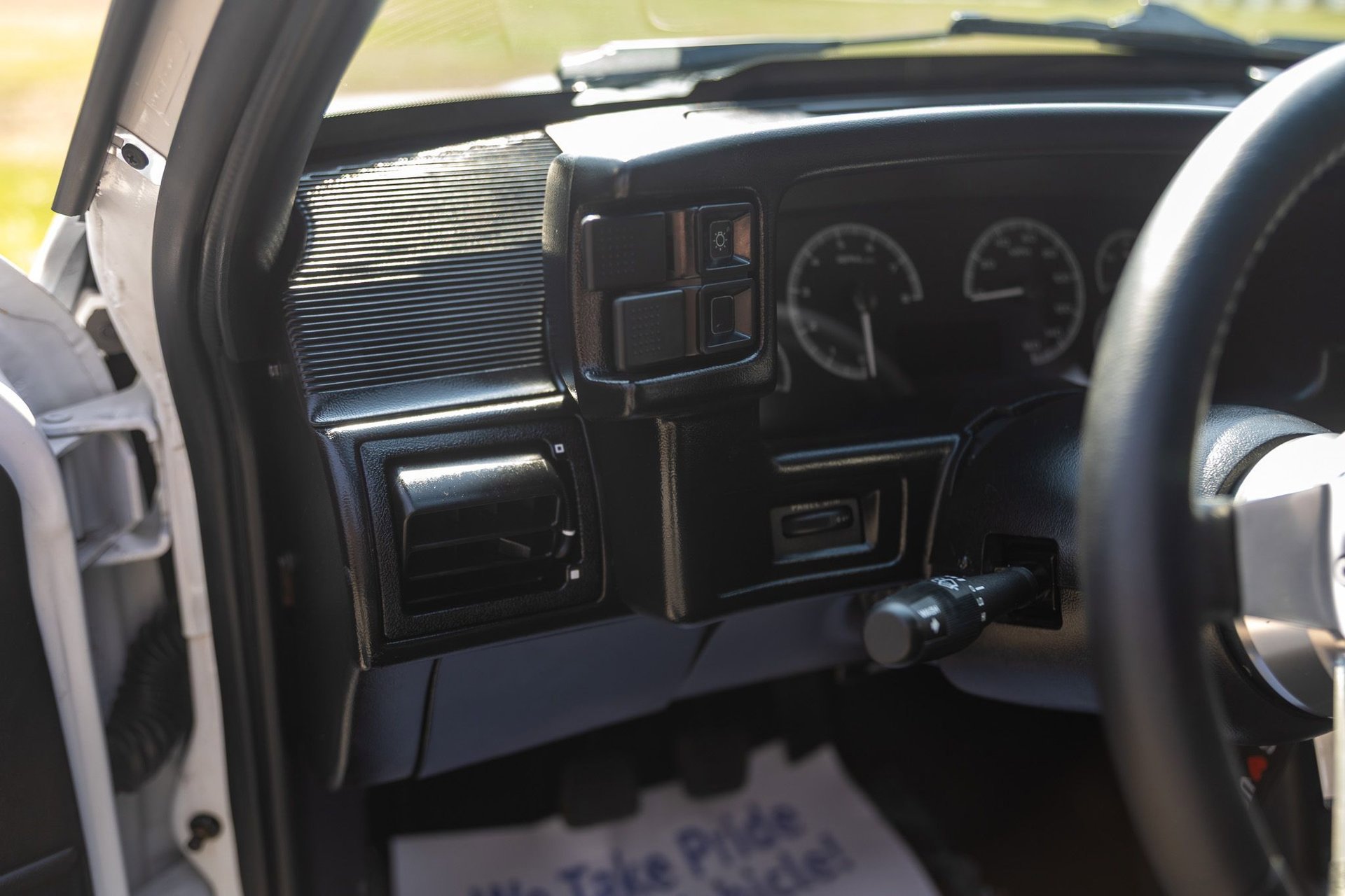 Used 1987 Ford Mustang LX image 33