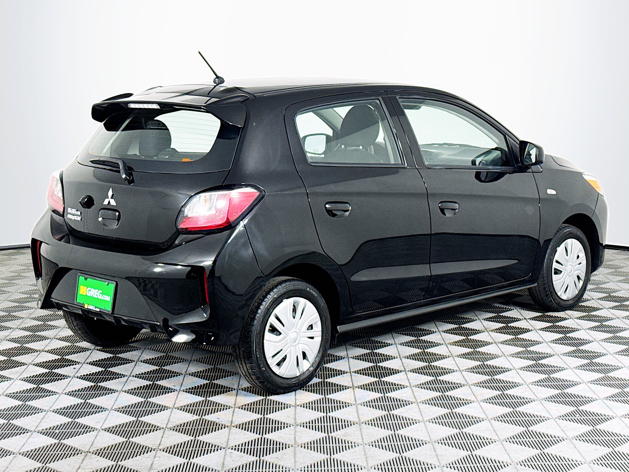 Used 2024 Mitsubishi Mirage LE image 10