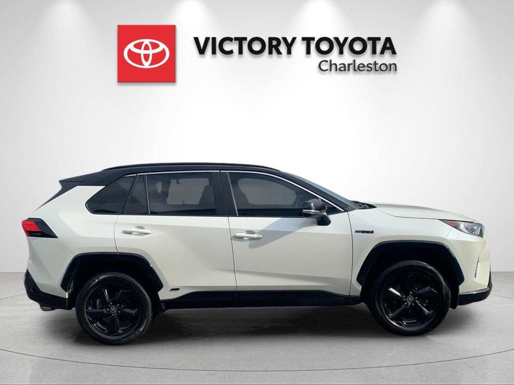 Used 2021 Toyota RAV4 XSE w/ XSE Grade Weather Package image 6