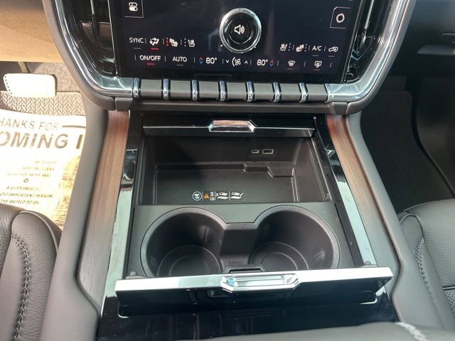 Used 2025 GMC Yukon Denali w/ Denali Reserve Package image 22