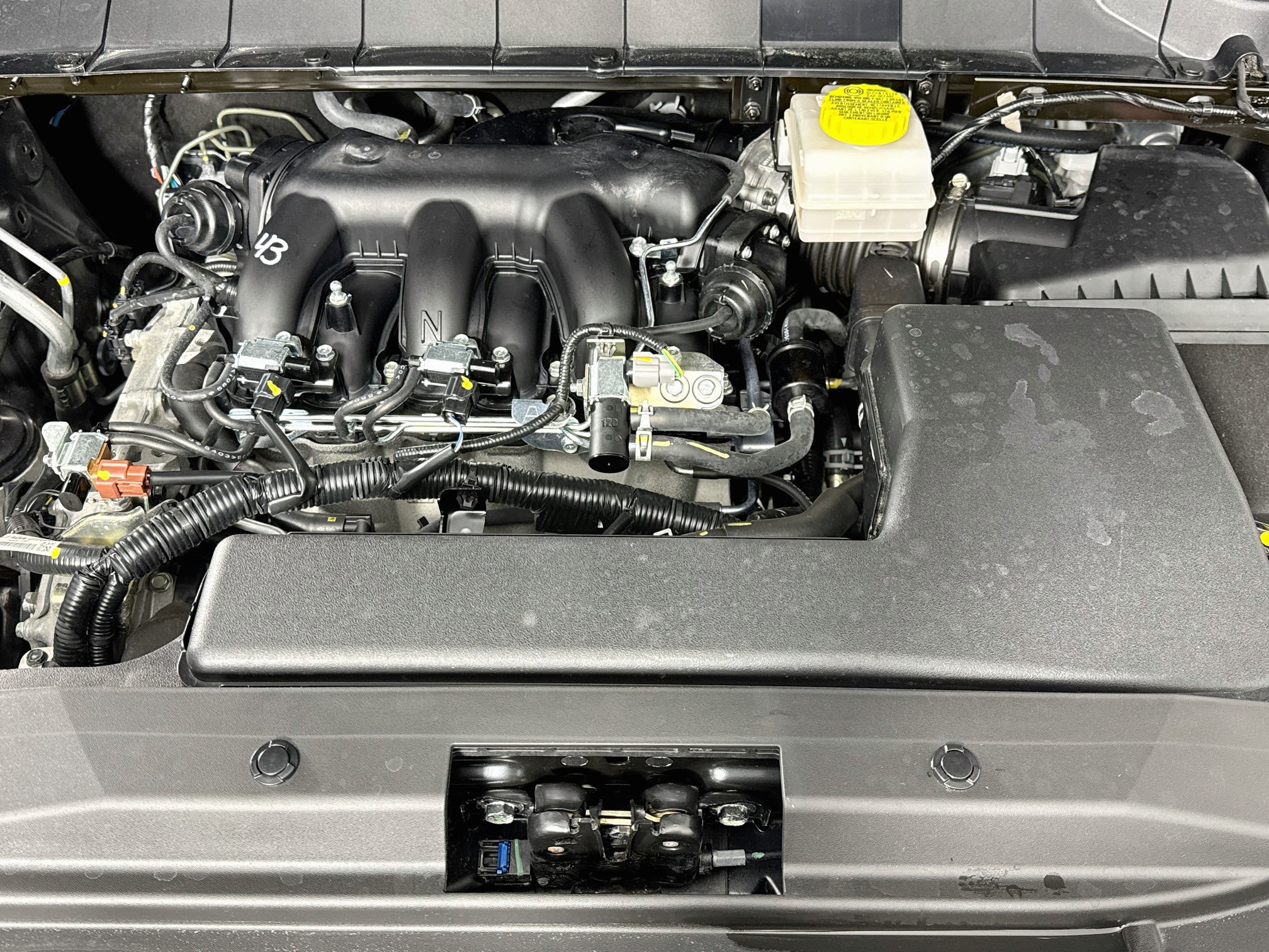 Used 2025 Nissan Pathfinder SL AWD/4WD image 31