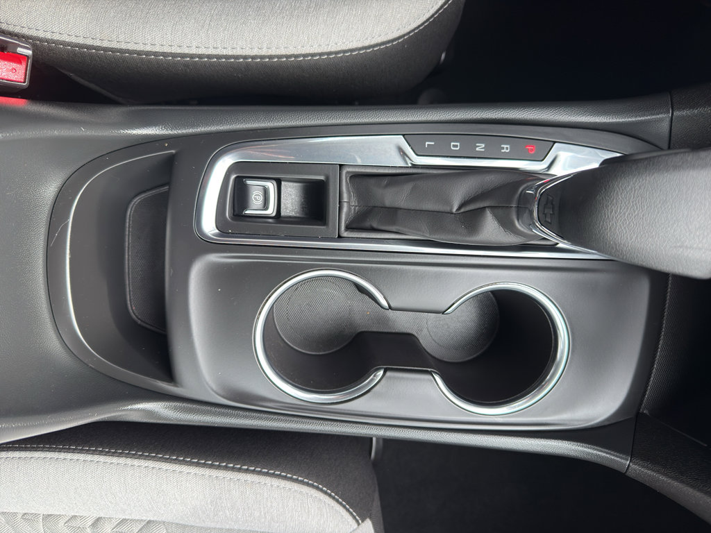 Used 2024 Chevrolet Equinox LS w/ Midnight Edition image 22