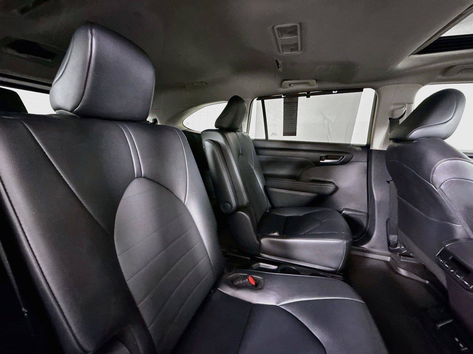 Certified 2026 Toyota Highlander XLE AWD/4WD image 41