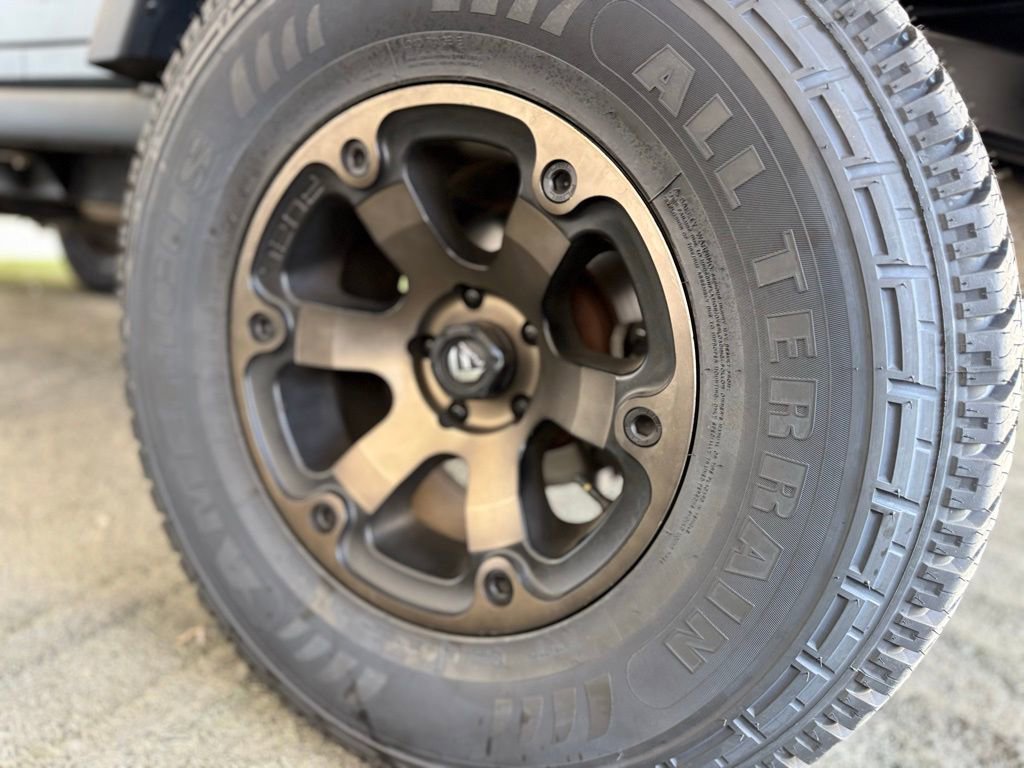 Used 2017 Jeep Wrangler Unlimited Willys image 15