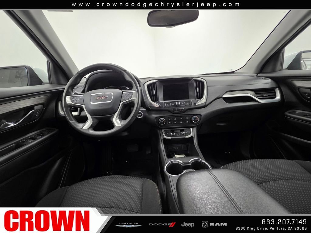Used 2024 GMC Terrain SLE image 18